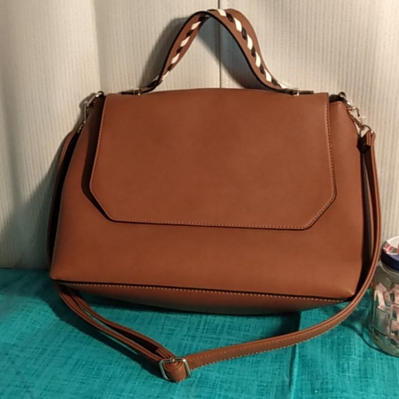 Kelly and Katie large purse - Picture 2 of 7